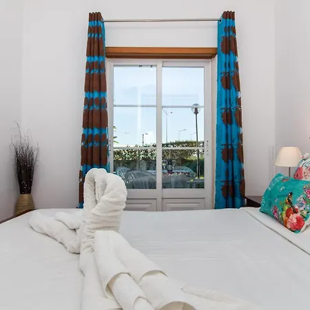 Globe Ii By Stay-ici, Algarve Holiday Apartment Albufeira